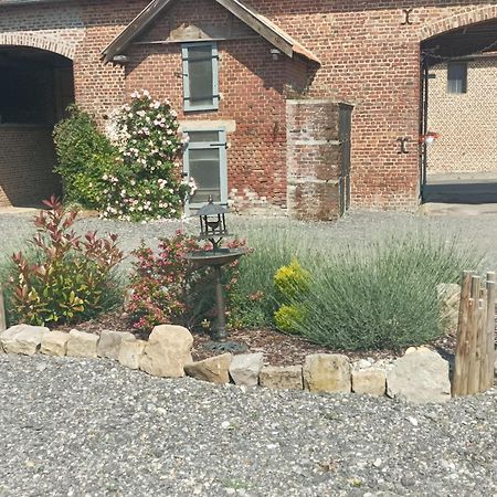 Les Muches Bed & Breakfast Bouzincourt Екстериор снимка